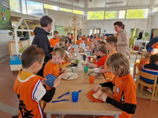 De Meerkoet Koningsspelen lunch 2