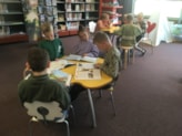 Koele boeken zoeken De Meerkoet groep 5-6 a
