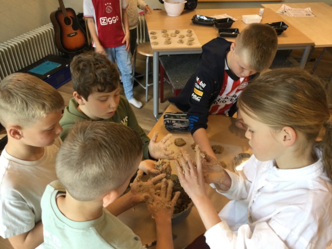 De koekenbakkers De Meerkoet 7
